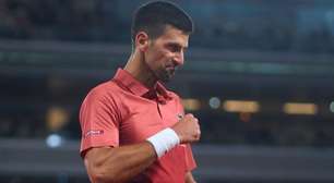 Djokovic sai do buraco e vira batalha recorde contra Musetti em Roland Garros