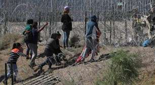 O cálculo eleitoral de Biden ao restringir imigração ilegal na fronteira com México