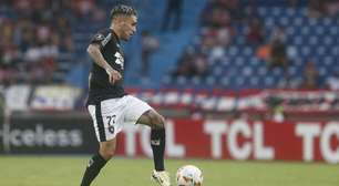 Em baixa no Botafogo, Hernández faz atividades em dois períodos
