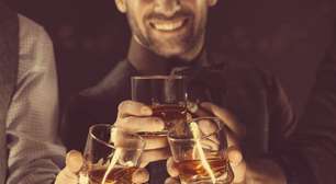 9 melhores uísques para tomar e para drinques, segundo os bartenders