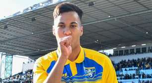 Kaio Jorge desembarca em Belo Horizonte para assinar contrato com o Cruzeiro