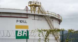 Petrobras (PETR4) segue em nível 'Ba1' limitada pela 'exposição política' da empresa, afirma Moody's