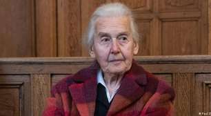 "Vovó nazista" de 95 anos volta a ser julgada na Alemanha