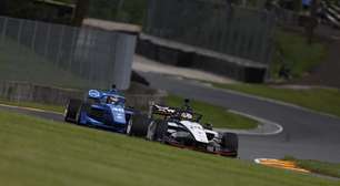 Chadwick vence em Road America e quebra jejum de vitórias femininas na Indy NXT