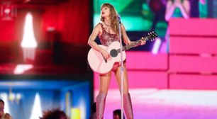 Taylor Swift canta 'Crazier' pela primeira vez em 15 anos