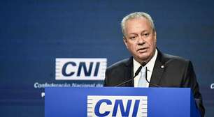Discussão sobre 6x1 é erro político e exige responsabilidade, diz presidente da CNI