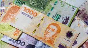 Peso argentino se estabiliza após liberalização da taxa de câmbio apoiada pelo FMI