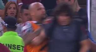 Atlético-GO chama Felipe Melo de 'covarde' por agressão contra assessor: 'Desumano e antidesportiva'