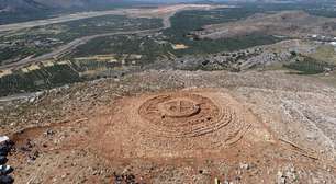 Estrutura circular misteriosa encontrada na Grécia intriga arqueólogos
