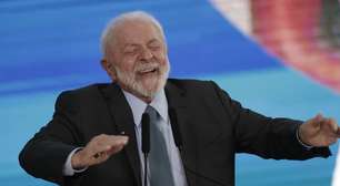 Lula pede que beneficiária do Bolsa Família 'pare de ter filho' e chama chefe da Caixa de 'gordinho'