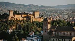 Palácios da Alhambra reúnem séculos de história em Granada