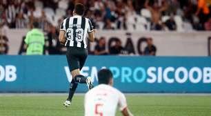 Com show de Eduardo, Botafogo vence o RB Bragantino e se aproxima da liderança