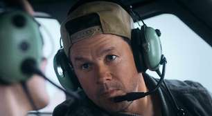 Mark Wahlberg é piloto psicótico no trailer de "Ameaça no Ar"