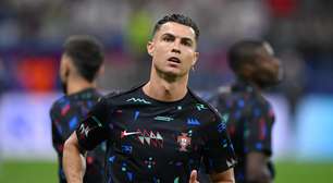 Cristiano Ronaldo lança canal no YouTube, quebra recorde e fãs pedem parceria com Messi