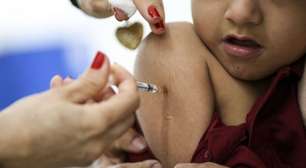 Justiça determina o prazo de 60 dias para casal vacinar filhas e impõe multa de até R$ 10 mil