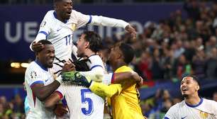 Em jogo emocionante, França vence Portugal nos pênaltis e se classifica para a semifinal da Euro