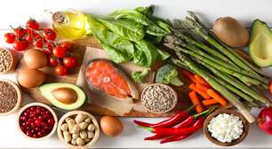 Nutricionista aponta 13 alimentos que desinflamam o corpo