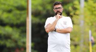 Interino do Corinthians destaca união após vencer o Vitória em Itaquera