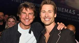 Tom Cruise ajuda a promover novo filme de colega de "Top Gun: Maverick"