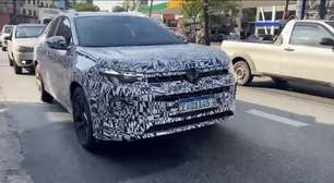 Novo SUV brasileiro da Volks mostra mais detalhes em flagra