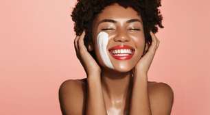 Entenda o que é Skin Flooding, nova tendência para hidratar peles ressecadas