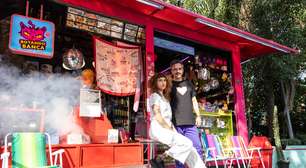 Banca na Lapa vira ponto de encontro vendendo 'um pouco de tudo'