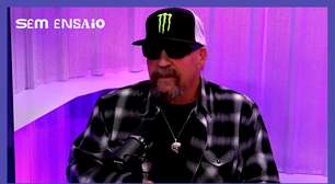 "Somos ensinados a ter medo de nos destacar", diz Mike Muir