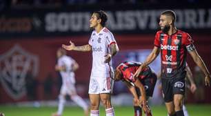 Ídolo do Flamengo diz que resultado 'não pode mascarar' má atuação e aponta problema