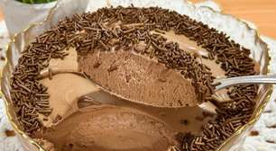 Mousse de brigadeiro fácil e delicioso com poucos ingredientes é só bater e gelar