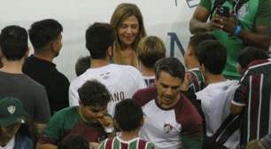 Em clima amigável, torcida do Fluminense recepciona Leila Pereira, do Palmeiras
