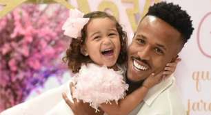 Éder Militão mostra fotos inéditas da festa de aniversário da filha, Cecília: 'Minha princesinha'