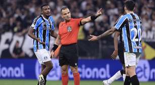 Árbitro registra descontrole de dirigente do Grêmio em empate com Corinthians