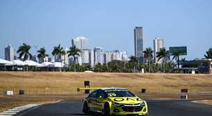 Daniel Serra faz o tempo mais rápido do dia nos treinos livres da Stock Car em Goiânia