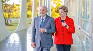 Ex-presidente Dilma Rousseff volta ao Palácio da Alvorada pela primeira vez após o impeachment