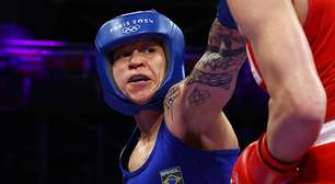 Bia Ferreira 'marreta' holandesa e encara algoz na semi com medalha garantida
