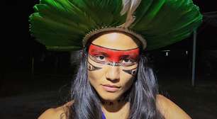 Atriz de "Rancho Fundo" faz e divulga pintura corporal indígena