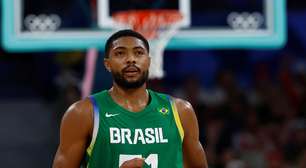 Senhor Caboclo: com toco à lá Lebron, pivô do Brasil chega a Paris