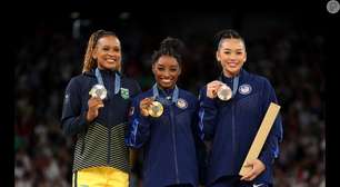 'Mocreia invejosa': por que Sunisa Lee, pódio com Rebeca Andrade e Simone Biles em Paris, despertou a fúria dos brasileiros?