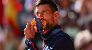 Djokovic brilha, derruba Alcaraz e conquista Ouro inédito nas Olimpíadas