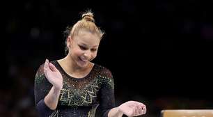 Flávia Saraiva cobra Jade para ser mãe e brinca com olho roxo: 'Parece que apanhei da Bia'