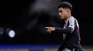 Coutinho realiza exames após desconforto em treino e pode desfalcar o Vasco