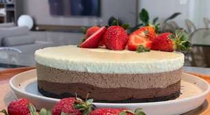 Torta mousse de 3 chocolates: o que tem de bela, tem de fácil