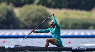 Isaquias Queiroz e Ana Paula Vergutz estão na semifinal da canoagem velocidade