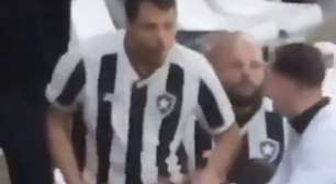 Exemplo! Botafogo vai banir torcedor que fez gestos racistas