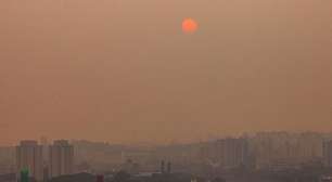 SP tem céu com poluição concentrada e tarde 'nublada'; veja imagens