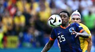 Bergwijn rebate técnico da Holanda após ser rejeitado por assinar com o Al-Ittihad