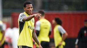 Gonzalo Plata cita Vini Jr em apresentação e comemora chegada ao Flamengo: 'Maior do continente'
