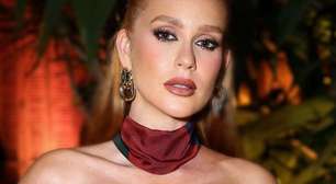 Truque fashion: Marina Ruy Barbosa usa fita estampada como colar