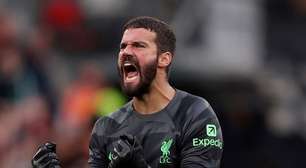 Alisson, do Liverpool, se revolta com atitude da UEFA