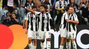 Juventus vence PSV na abertura da nova Champions